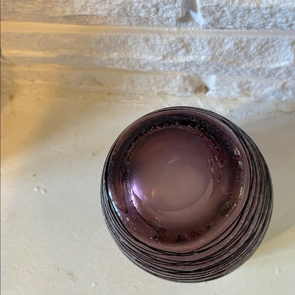 Elegant Purple Glass Vase - Picture 3 of 5